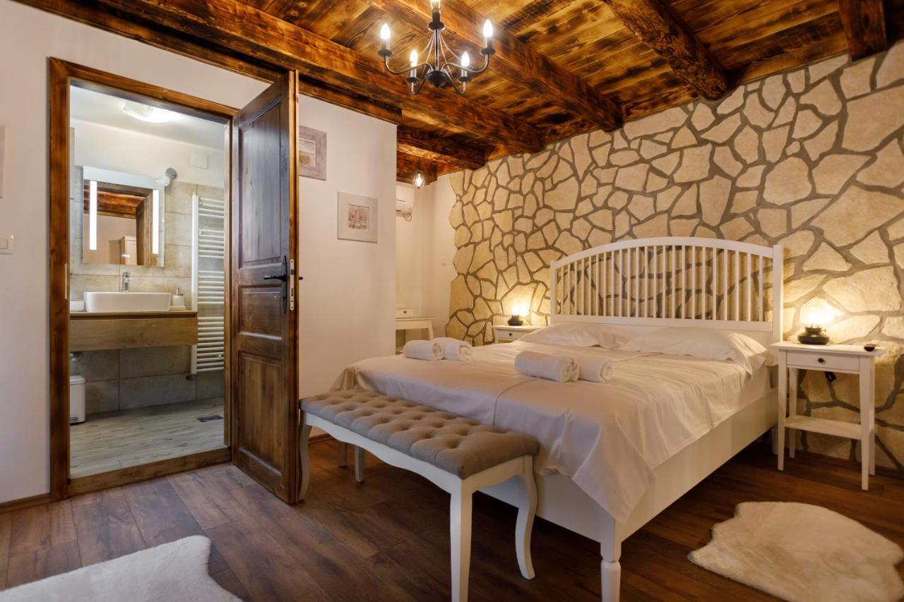 Rustic Apartment Evelin クルク エクステリア 写真